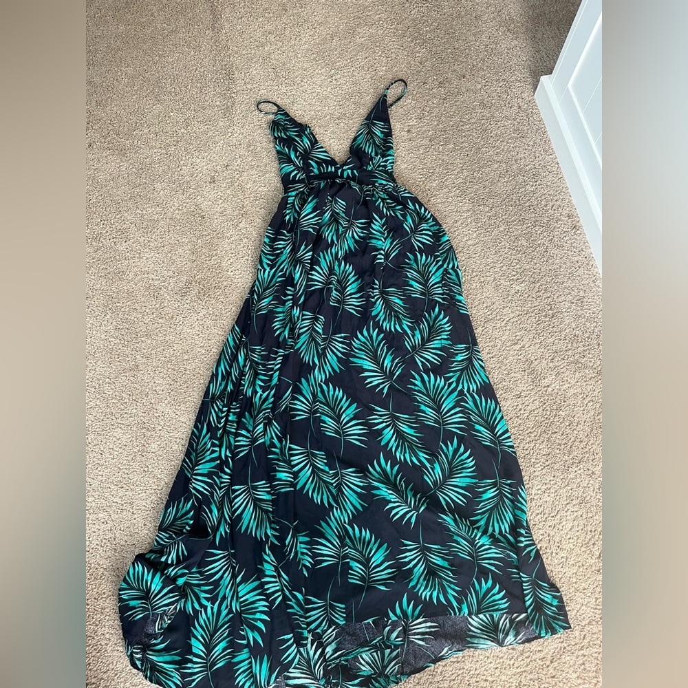 Tropical Black and Green Maxi Dress medium size